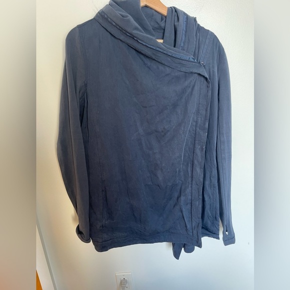 Lululemon Blissed Out Wrap Inkwell Blue Cardigan Wrap - Picture 12 of 16